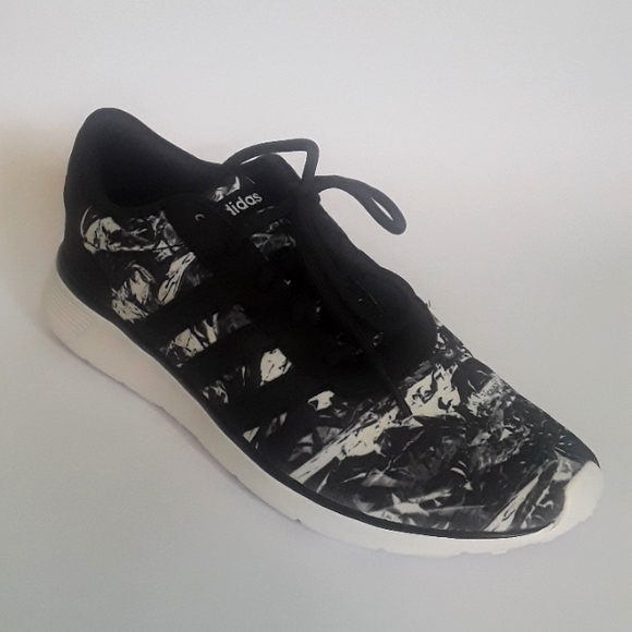 Sneackers by Adidas - Picture 5 of 7